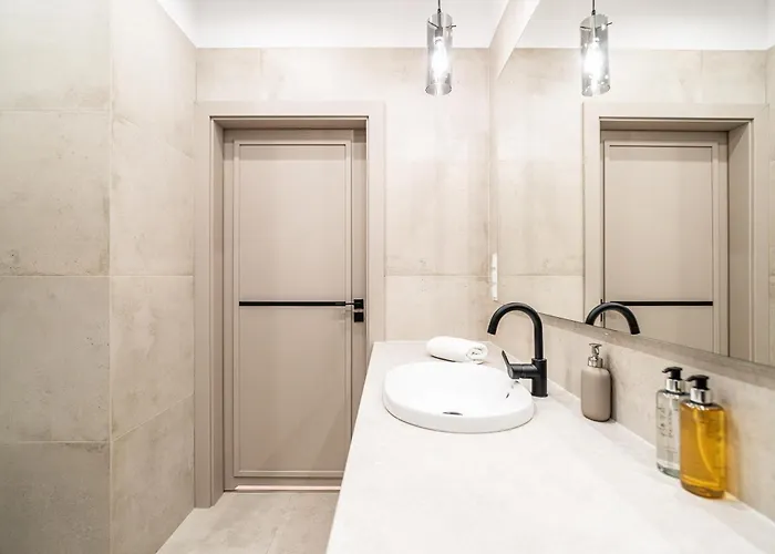 Rentplanet - Góreckiego *